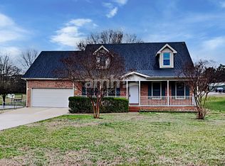 214 Saint Lukes Ln, Smyrna, TN 37167