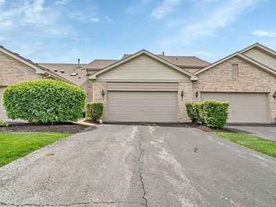 102 Iliad Dr, Tinley Park, IL, 60477