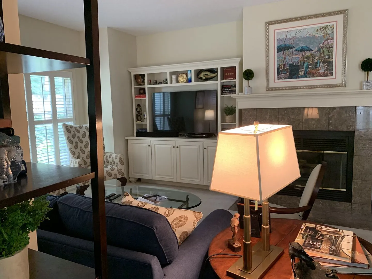 Beautifully Furnished Luxury Townhome Seasonal Rental in the Heart of Downtown Wayzata, All Utili... — Photo 3