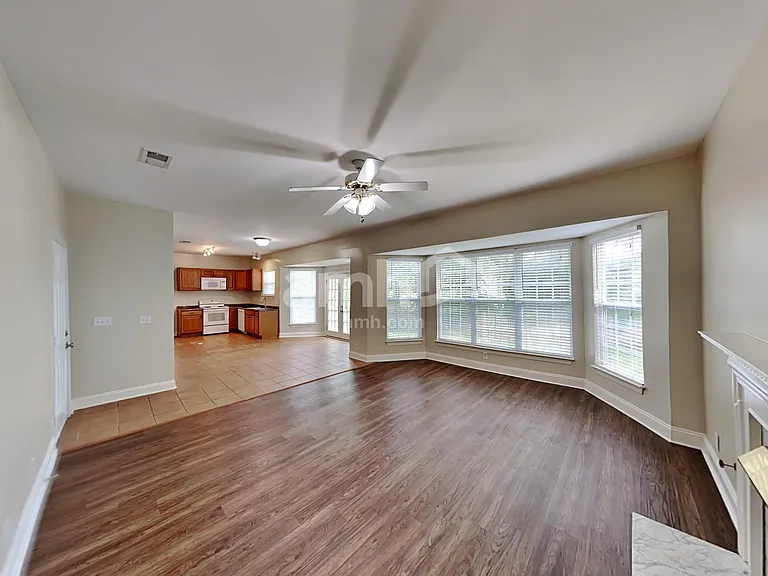 6728 Autumn Oaks Dr — Photo 7