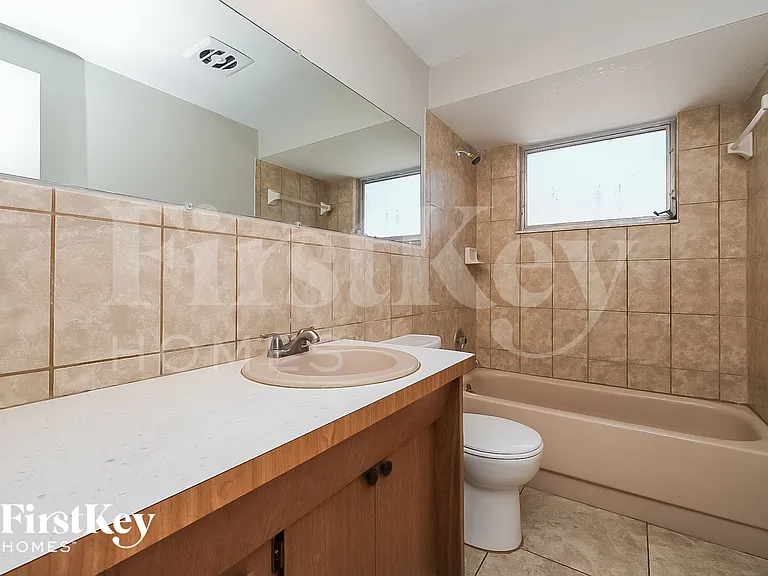 3641 Windham Dr — Photo 9