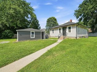 252 S 21st St, Chesterton, IN 46304