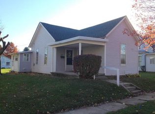 425 W 1st St, Albany, IN 47320