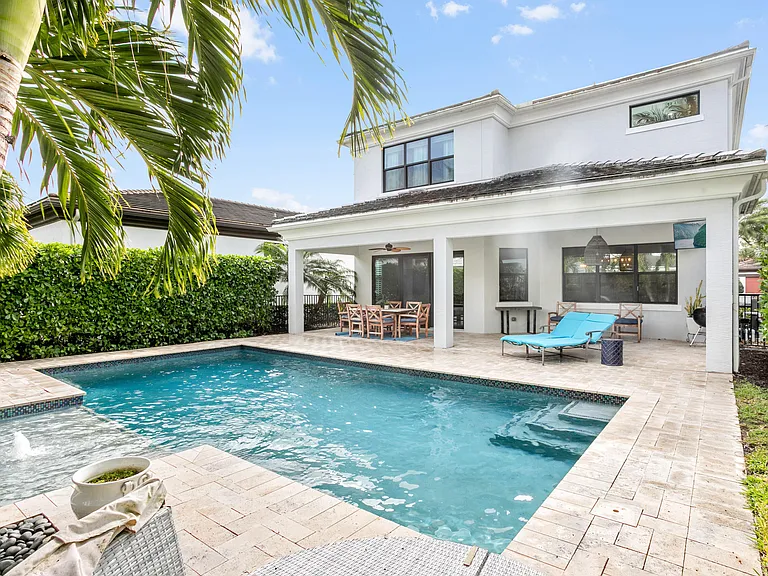 5623 Delacroix Ter — Photo 12