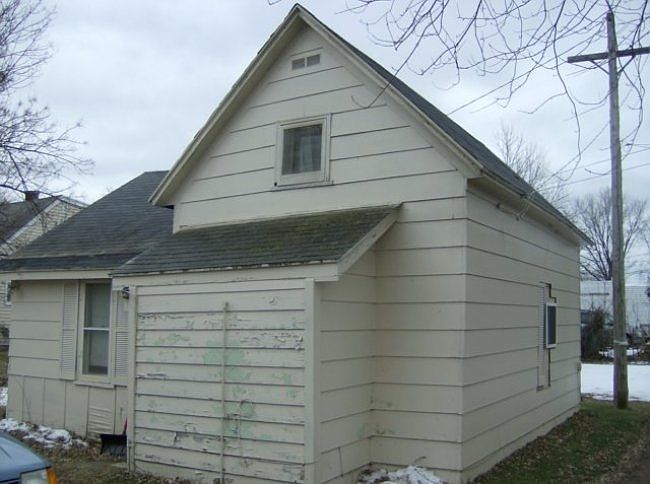 2nd image of 1016 S 10th Ave
