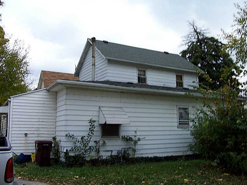 2nd image of 1025 E North St