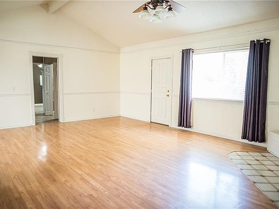 5th image of 2729 W Highland Cir