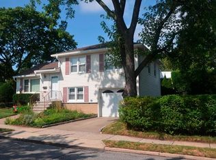 201 4th Ave, Pelham, NY 10803