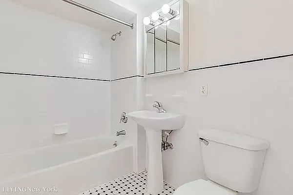 Rented by Compass | media 12