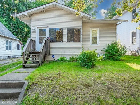 859 Beardsley St, Akron, OH 44311