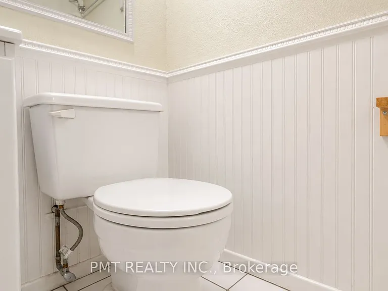 59 Mitcham Dr — Photo 31
