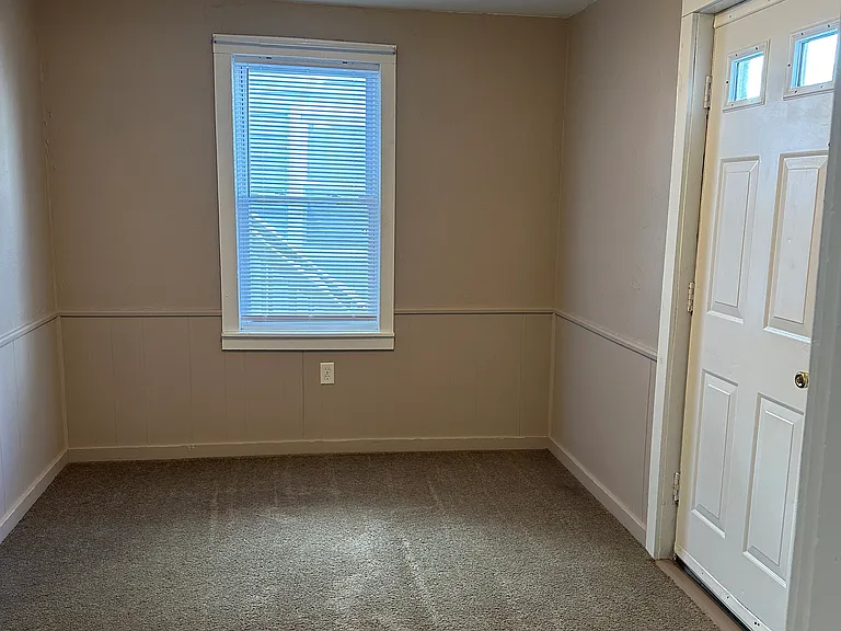 6 Walcott St #1R — Photo 17
