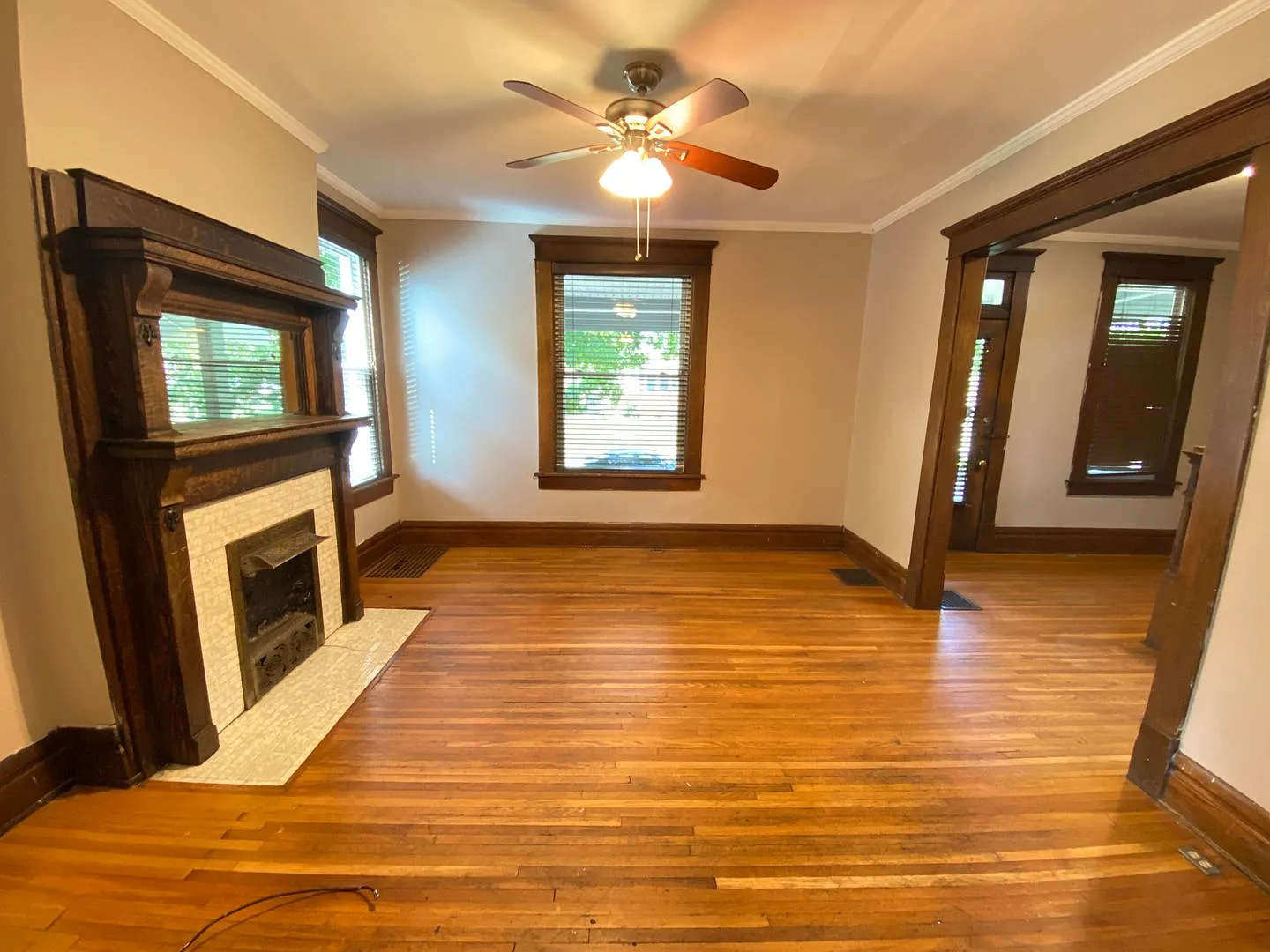 E 16th Ave 305 NCR — Photo 3