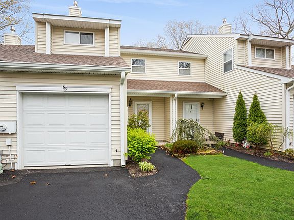 3rd image of 63 Cobbleridge Ln #63