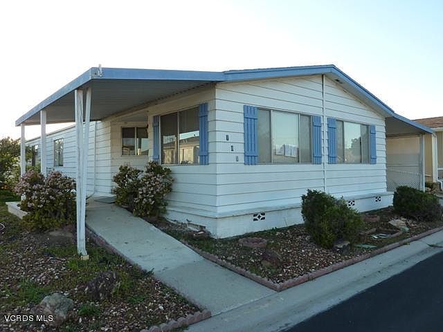 1st image of 141 Poinsettia Gardens Dr
