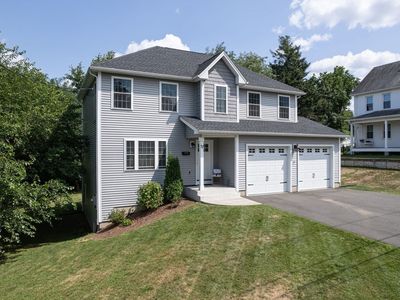 17 Sunnyside St, Chicopee, MA, 01020