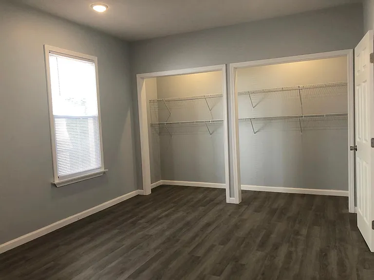 302 Oak St #3 — Photo 13
