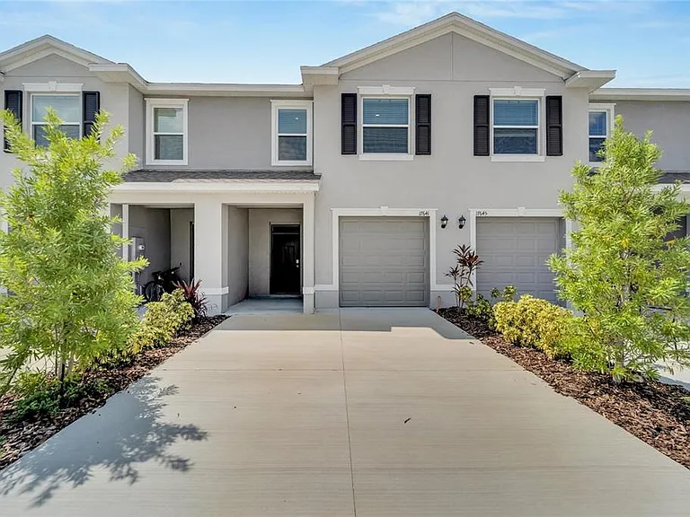 17444 Crescent Moon Loop — Photo 1