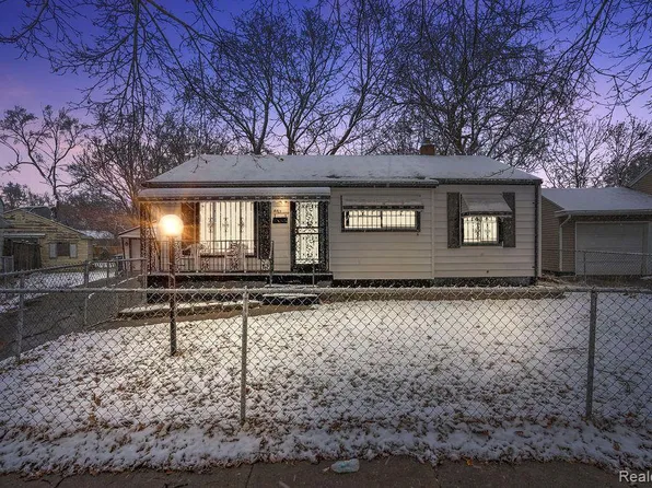4812 Warrington Dr, Flint, MI 48504