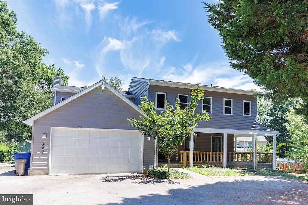 1320 Greenmont Dr photo 1