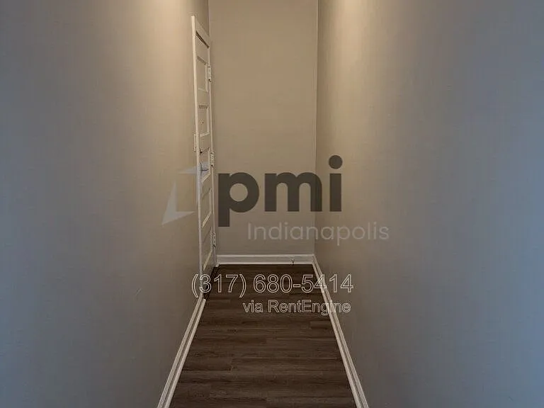 Indy Downtown Colonial Apartments — Photo 108