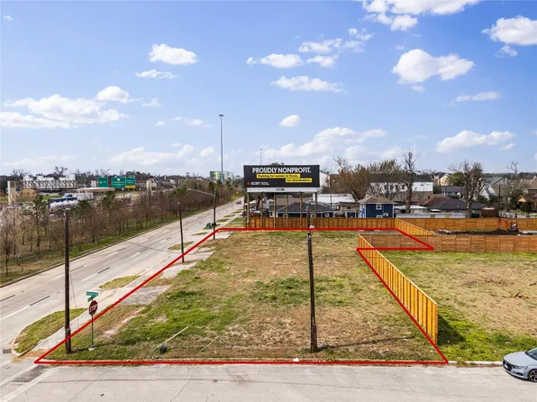 1025 N Loop Fwy, Houston, TX 77008