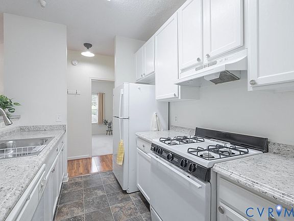 5th image of 9300 Baffy Ct APT C