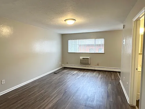 Floor plan 104