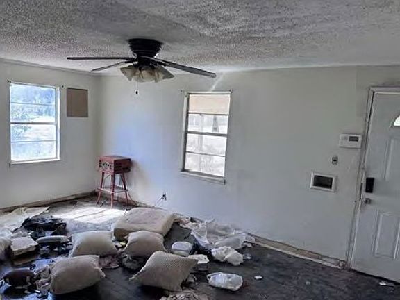 Additional Living Room