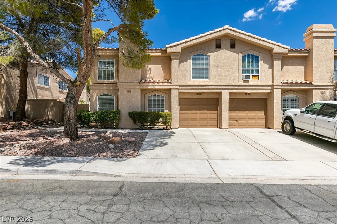 3 bed, 2.5 bath, 1541 sqft, $2,095 — Photo 1