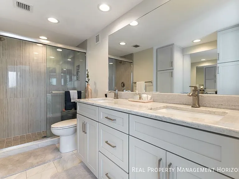 4822 Ocean Blvd #10F — Photo 18