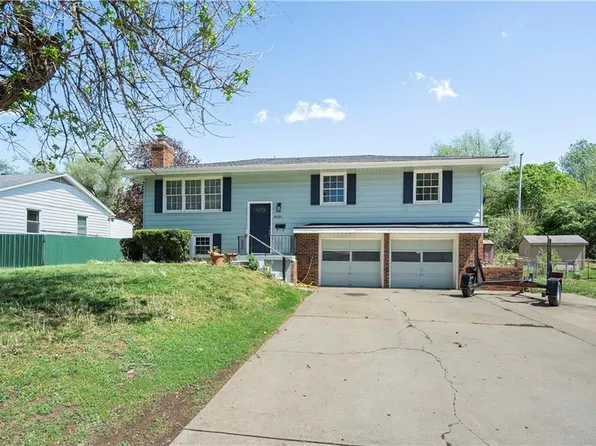 8101 Arlington Ave, Raytown, MO 64138