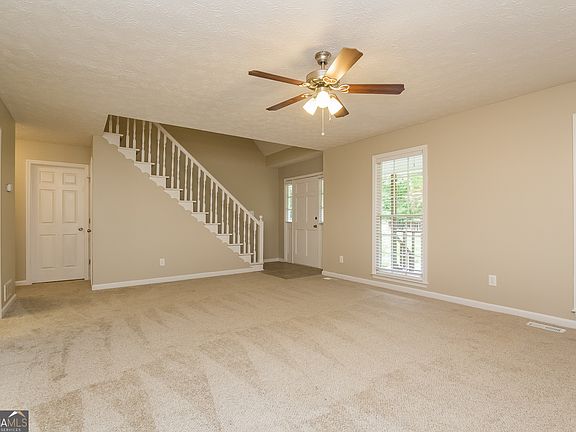 3rd image of 408 Dockside Cv