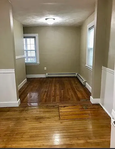 10 Daniels St #1R Photo 1