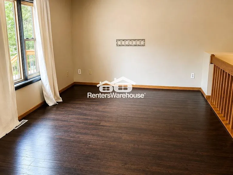 9638 172nd St W — Photo 5