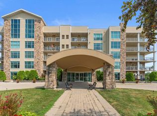 34 Boblo Island Blvd #306, Amherstburg, ON N9V 0C4