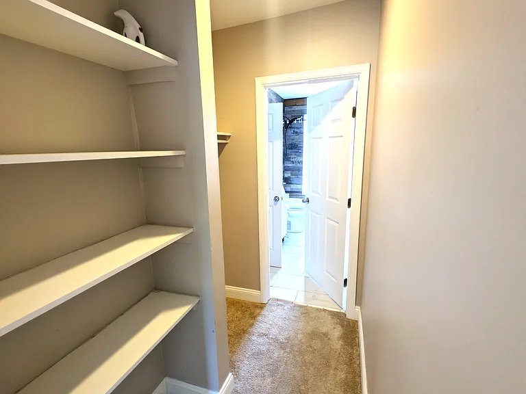 5225 Lotus Way — Photo 9