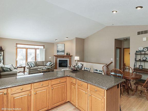5th image of 1760 SE Birchwood Cir