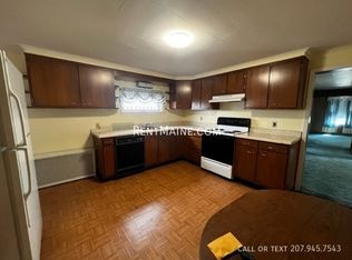 108 Pearl St APT 1, Bangor, ME 04401