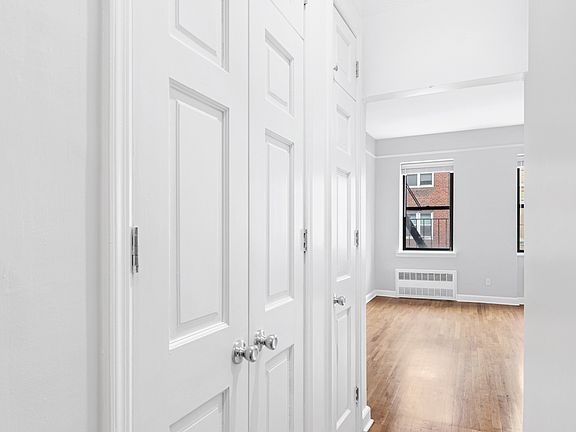 4th image of 516 E 88th St APT 3A