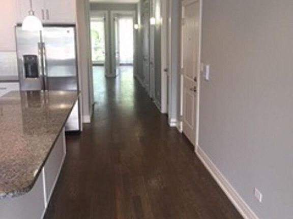 2nd image of 4351 N Lincoln Ave #2