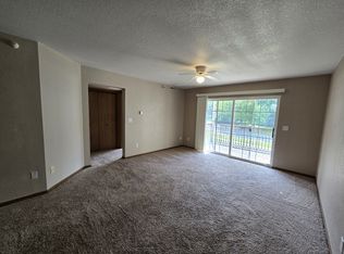 619 Johnson St APT 7, Waterloo, IA 50702