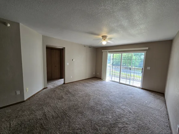 619 Johnson St, Waterloo, IA