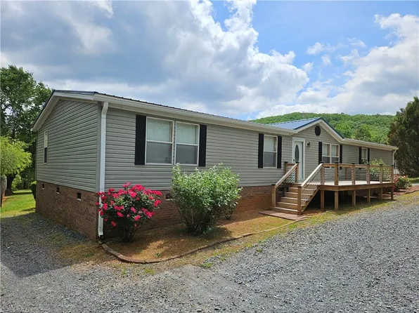 1894 Hoover Hill Rd, Asheboro, NC 27205