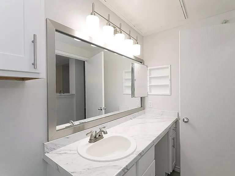 Brynwood Apartments — Photo 74