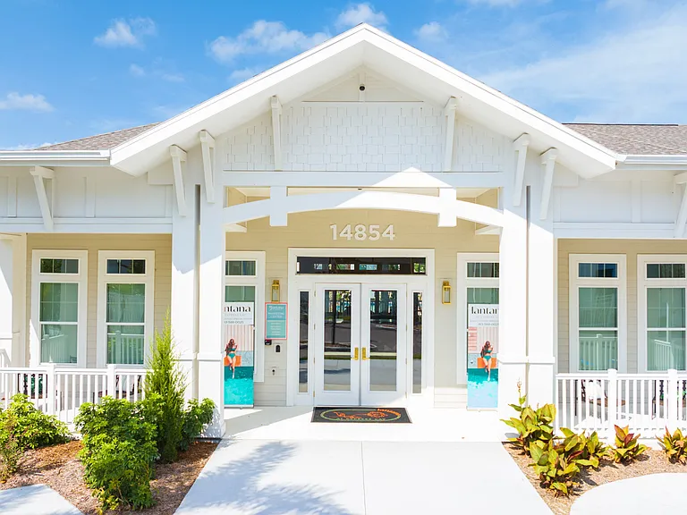 Lantana at Cypress Cay — Photo 17