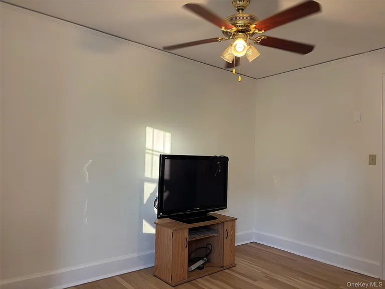 82 Putnam Ave — Photo 25