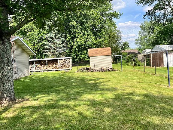 3rd image of 1505 E State Road 28
