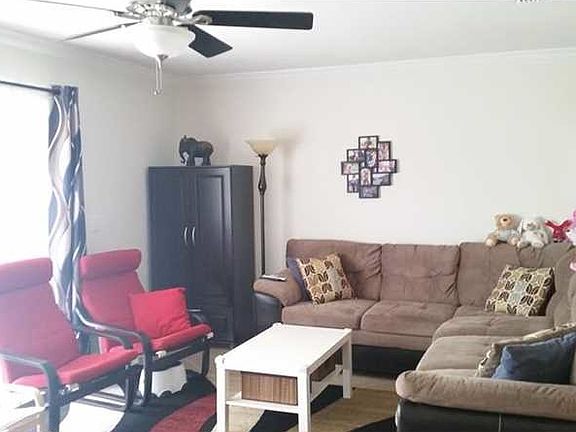3rd image of 20804 NW 2nd St