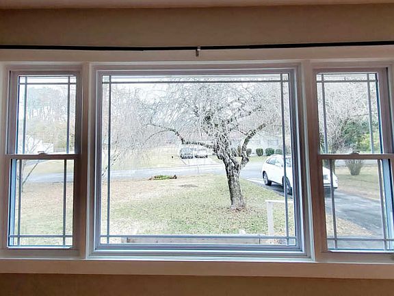 5th image of 28 Mimosa Dr